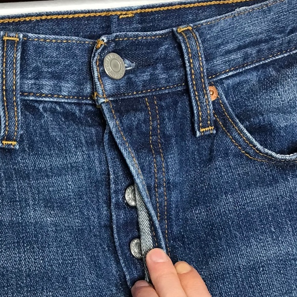 Levi's high rise white oak cone denim raw hem jean - Picture 5 of 8